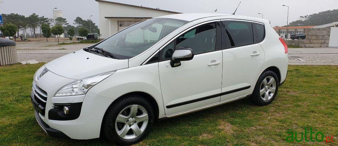 2013' Peugeot 3008 photo #3