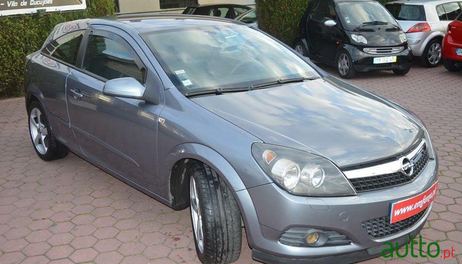 2007' Opel Astra GTC photo #1