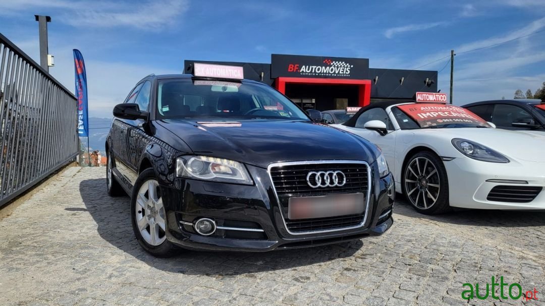 2011' Audi A3 Sportback photo #1