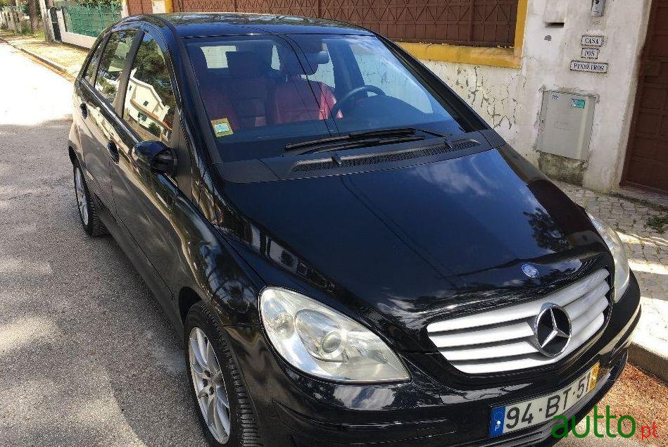 2006' Mercedes-Benz B-150 photo #2