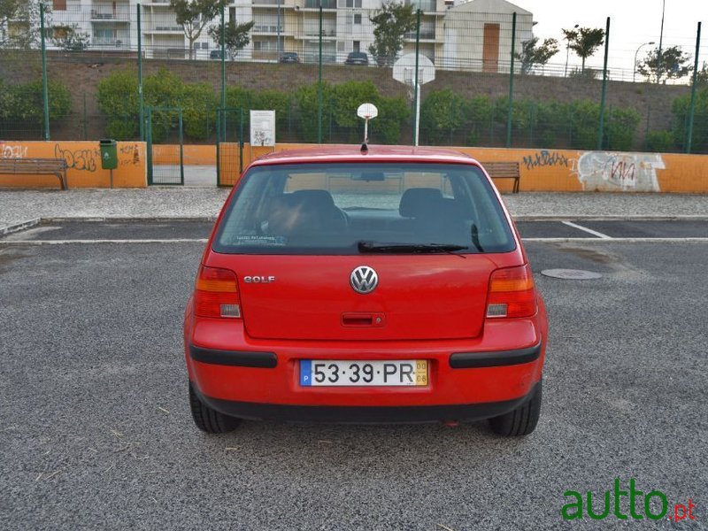 2000' Volkswagen Golf photo #5