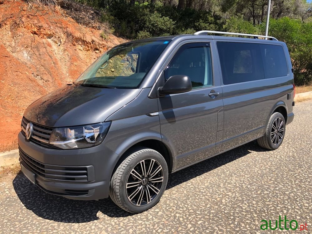 2017' Volkswagen Transporter photo #1
