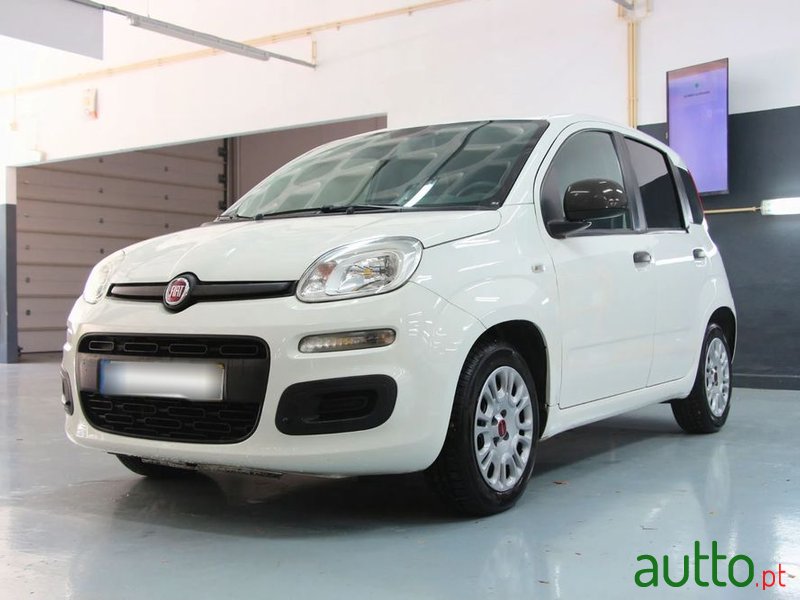 2019' Fiat Panda photo #1