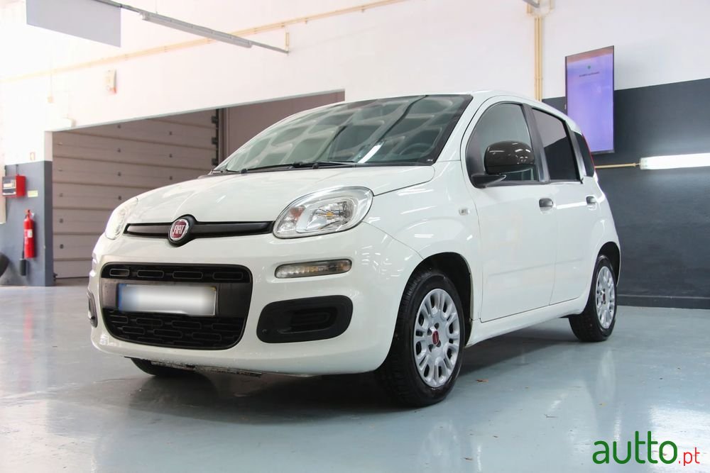 2019' Fiat Panda photo #1