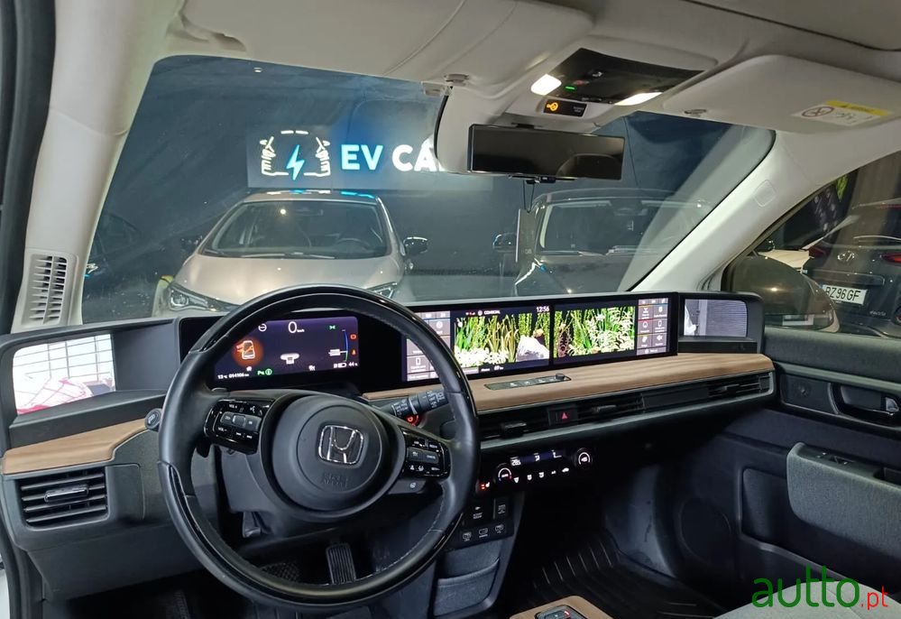 2021' Honda e Advance (17") photo #3