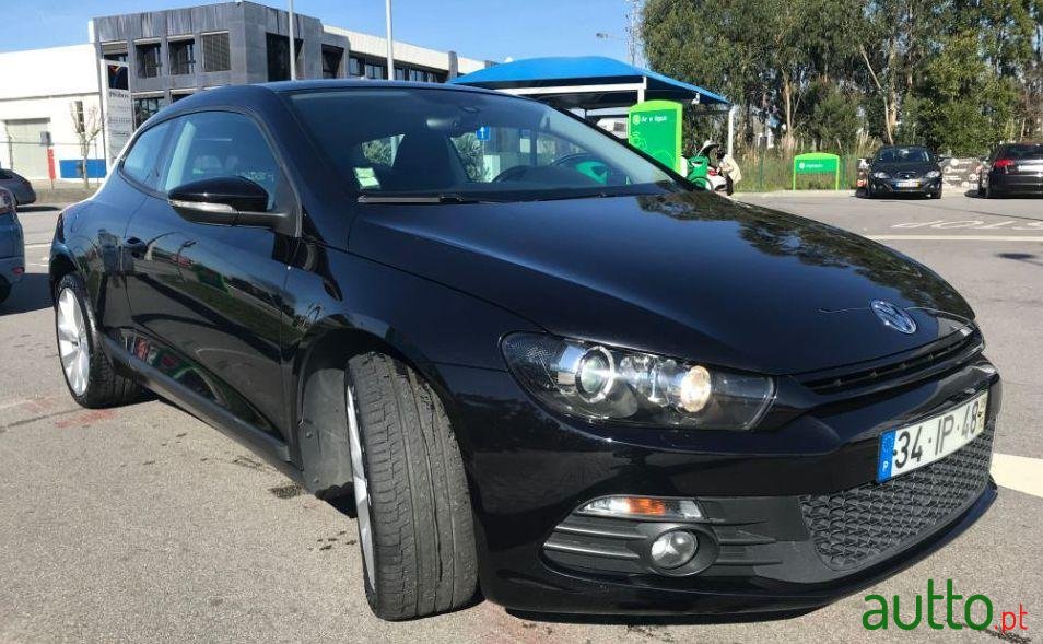 2009' Volkswagen Scirocco 2.0 Tdi Sport Dsg photo #2