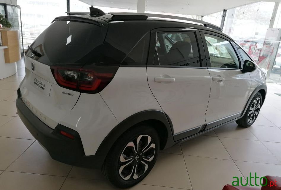 2020' Honda Crosstar photo #3