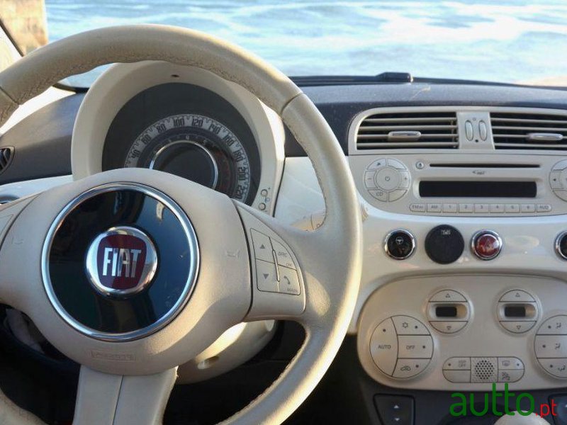 2015' Fiat 500 photo #3