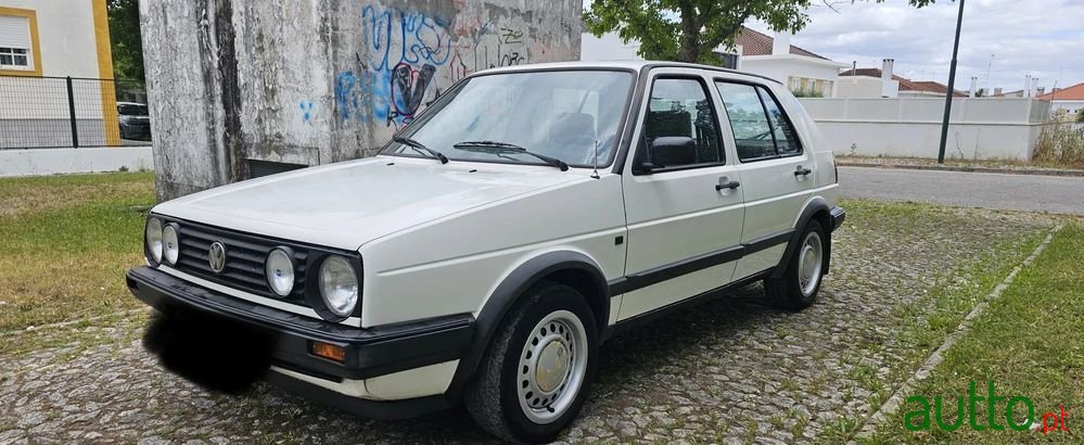 1999' Volkswagen Golf photo #1