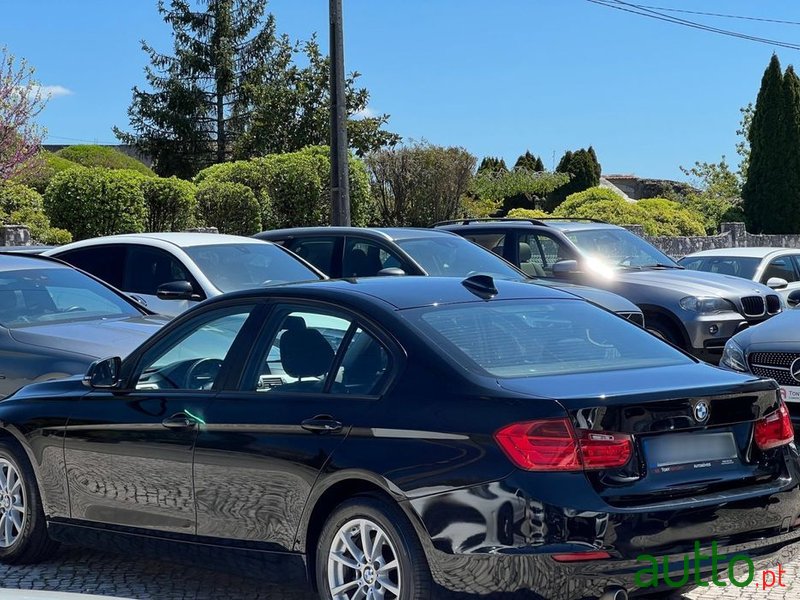 2014' BMW Série 3 D Auto photo #5