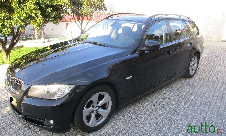 2011' BMW 320 D Touring Gps photo #2