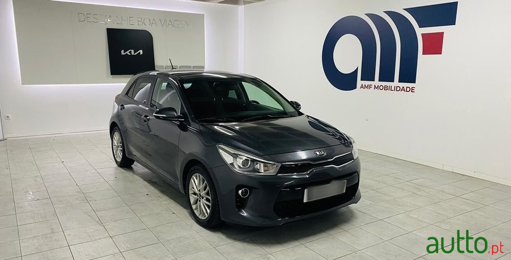 2018' Kia Rio 1.4 Crdi Tx photo #6