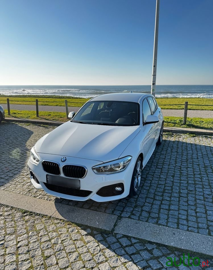 2015' BMW Série 1 D Pack M Shadow photo #3
