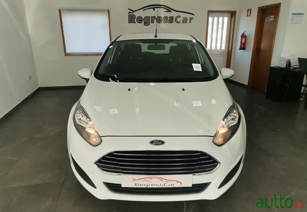 2013' Ford Fiesta 1.25 Trend photo #1