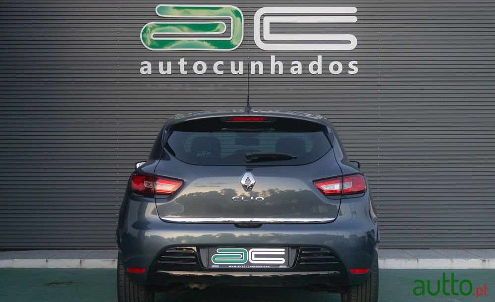 2019' Renault Clio 0.9 Tce Limited photo #5