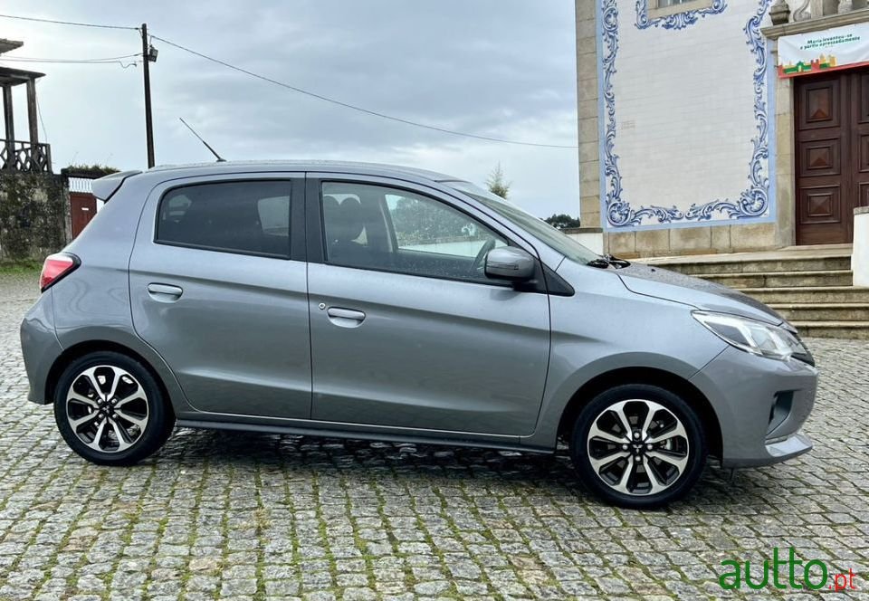 2022' Mitsubishi Space Star photo #5