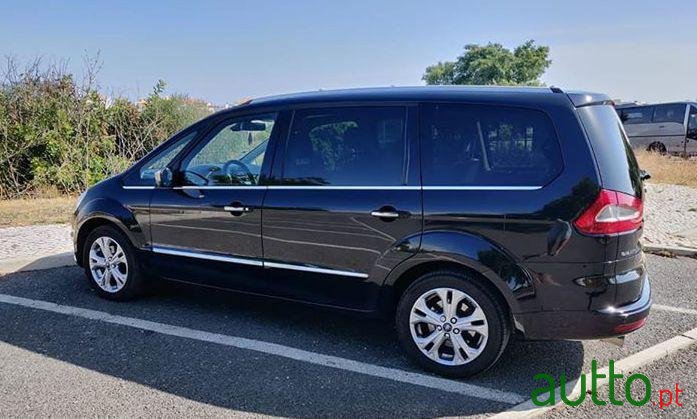 2011' Ford Galaxy Titanium photo #3