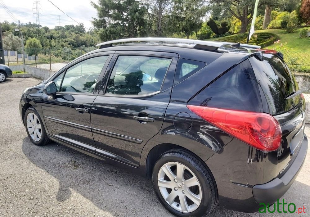 2008' Peugeot 207 1.6 Hdi Sport photo #2