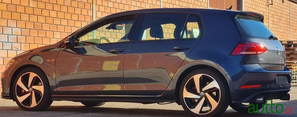 2018' Volkswagen Golf 2.0 Tsi Gti Dsg photo #2