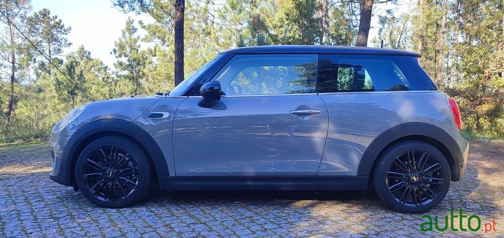 2015' MINI One photo #4