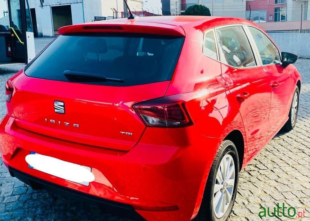 2020' SEAT Ibiza 1.0 Tgi Style photo #4