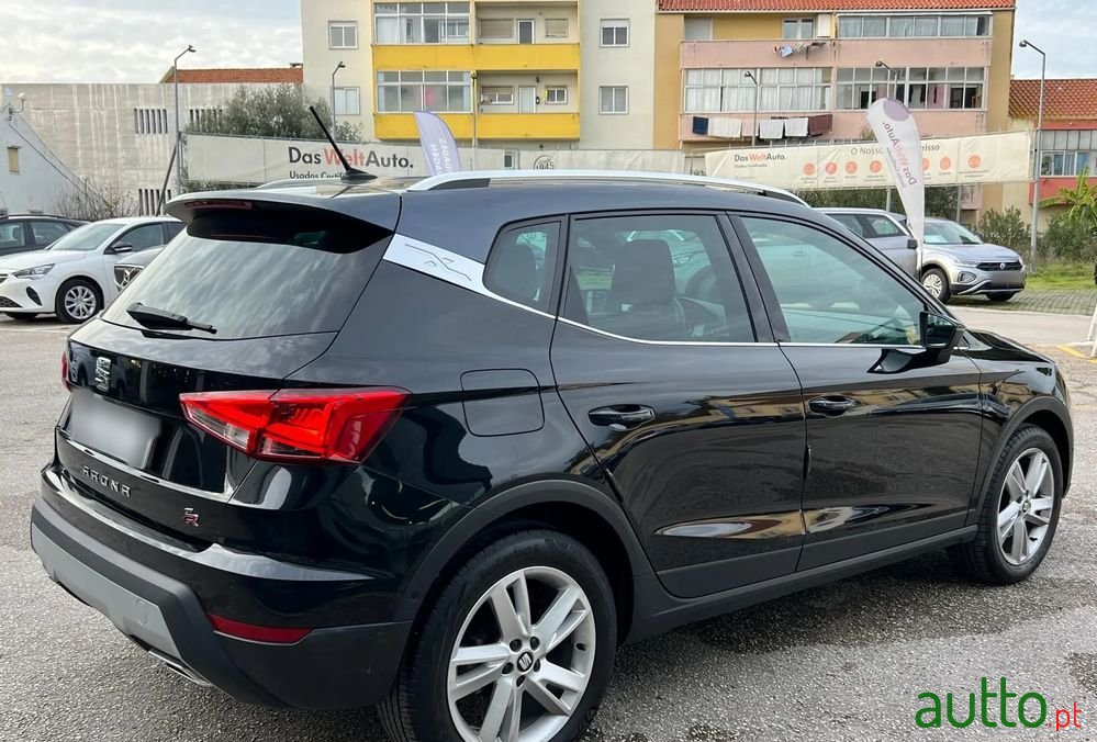2021' SEAT Arona 1.0 Tsi Fr photo #3