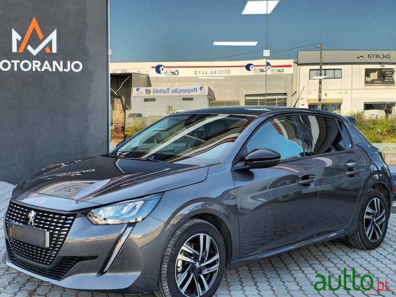 2023' Peugeot 208 photo #1