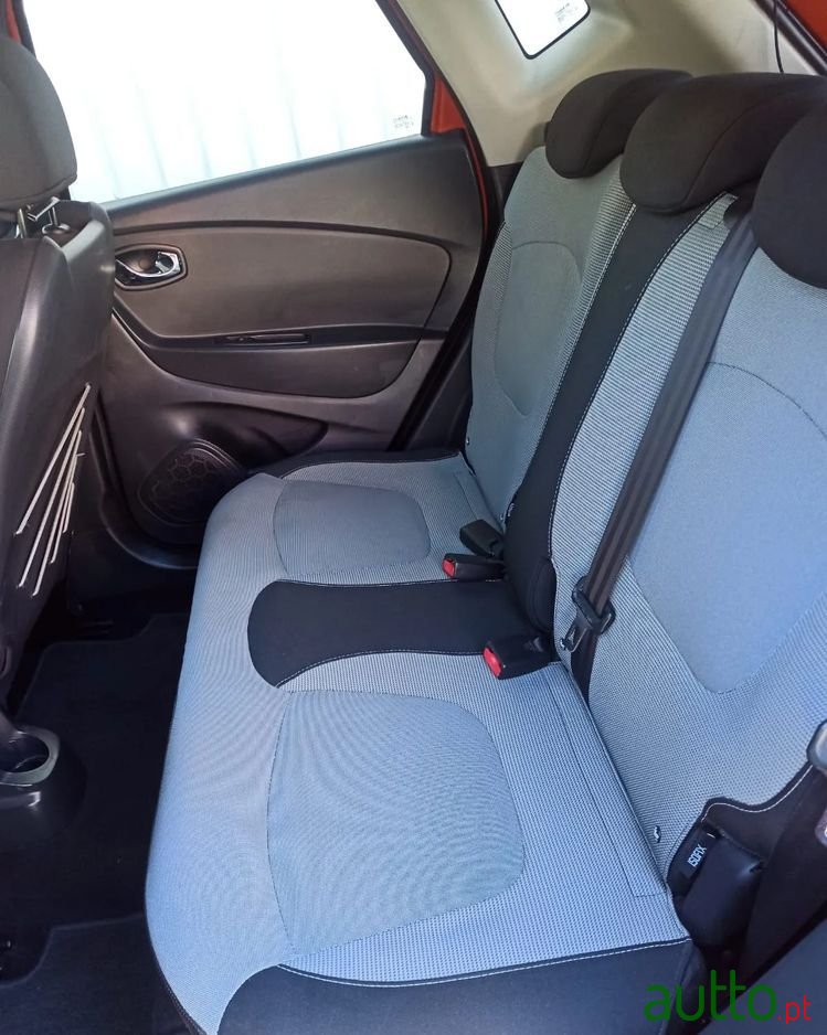 2014' Renault Captur 0.9 Tce photo #5