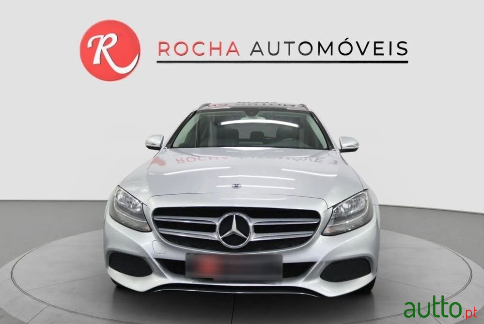 2016' Mercedes-Benz Classe C photo #2
