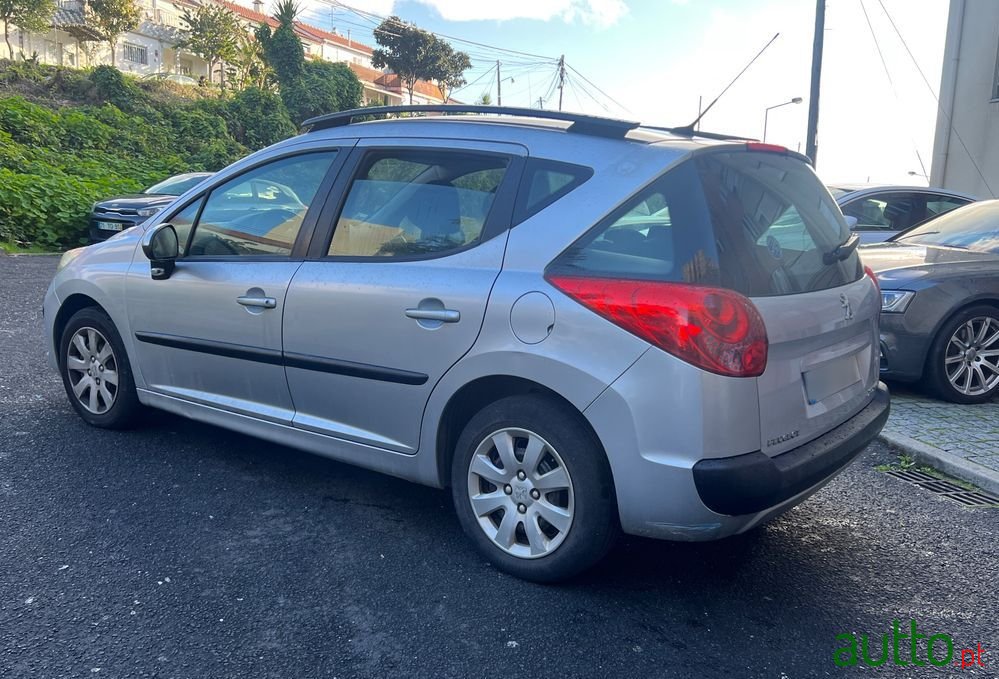 2008' Peugeot 207 Sw photo #5