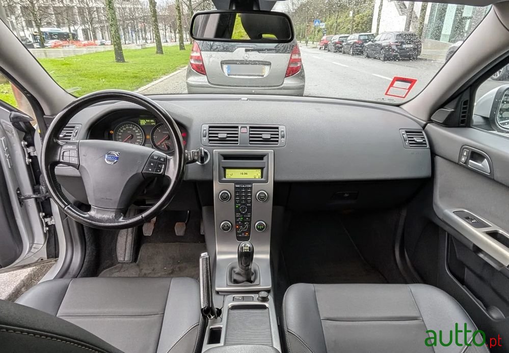 2009' Volvo V50 1.6 D Drive photo #6