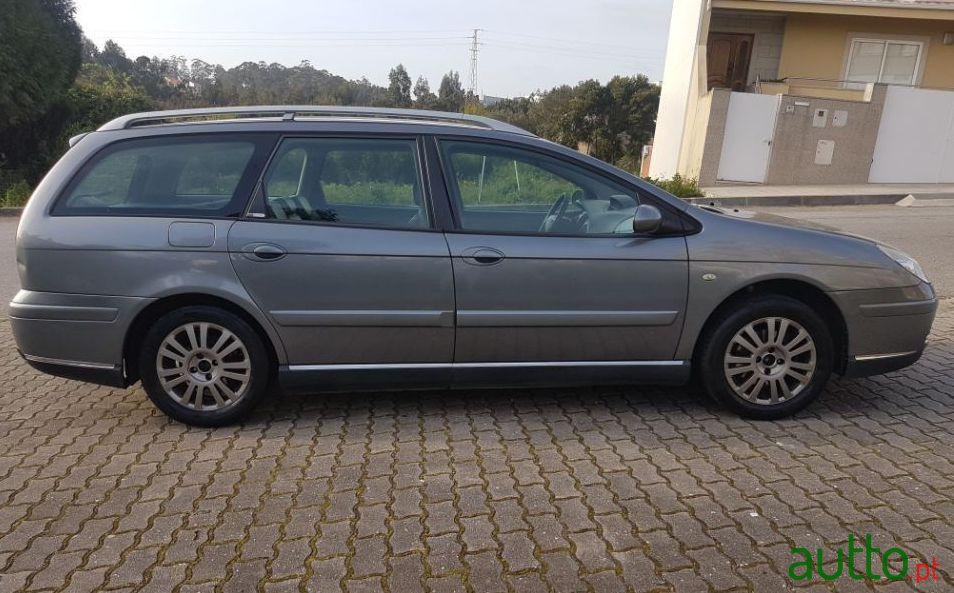 2005' Citroen C5 Tourer photo #2