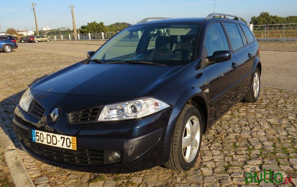 2007' Renault Megane Break photo #1