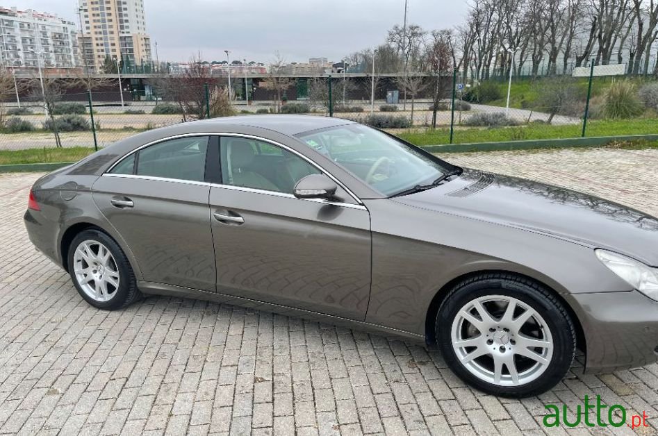 2006' Mercedes-Benz Cls-350 photo #4