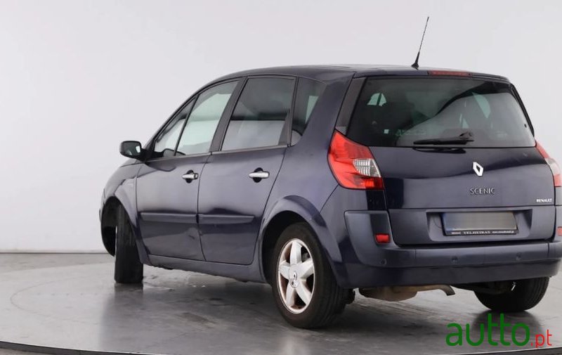 2007' Renault Scenic photo #5