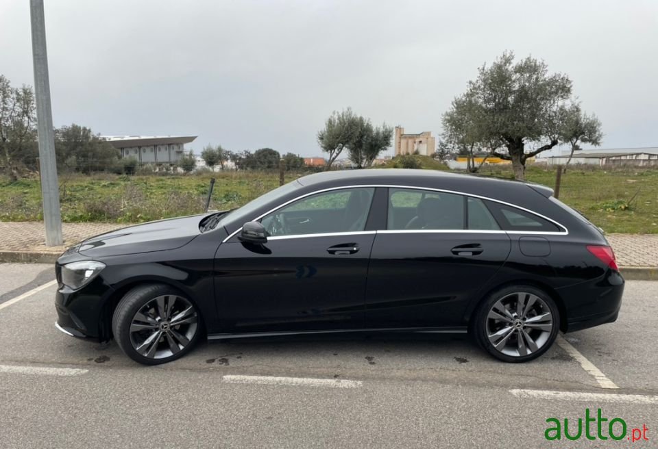 2017' Mercedes-Benz Cla-180 photo #3