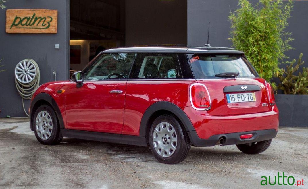 2014' MINI One photo #2