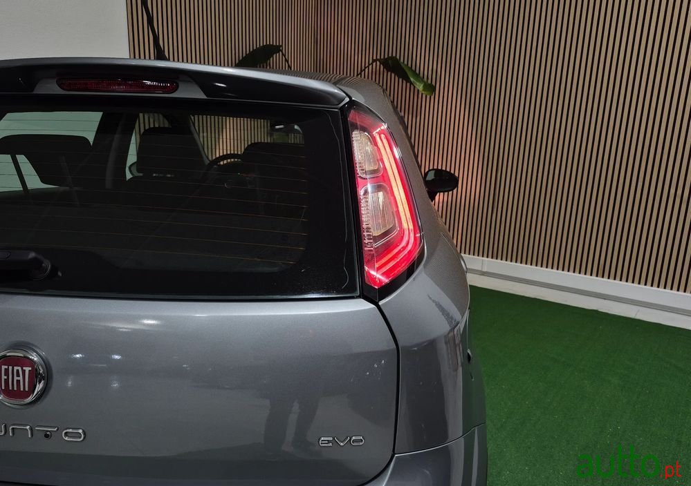2010' Fiat Punto Evo 1.4 Dynamic photo #6
