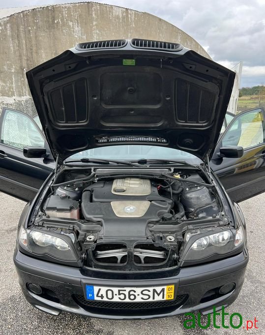 2001' BMW 320 photo #6