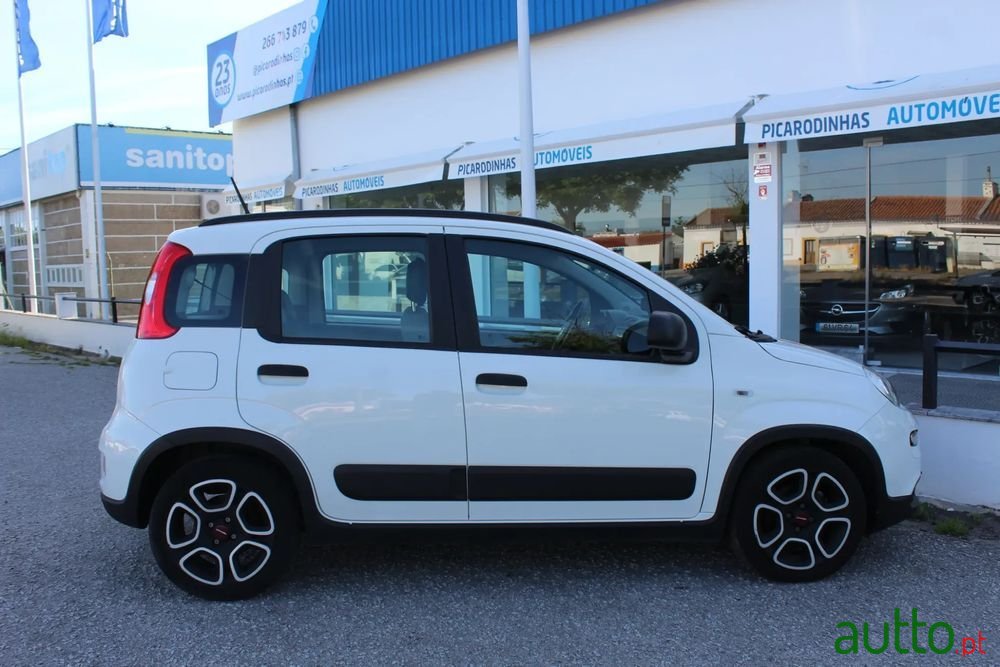 2022' Fiat Panda photo #4