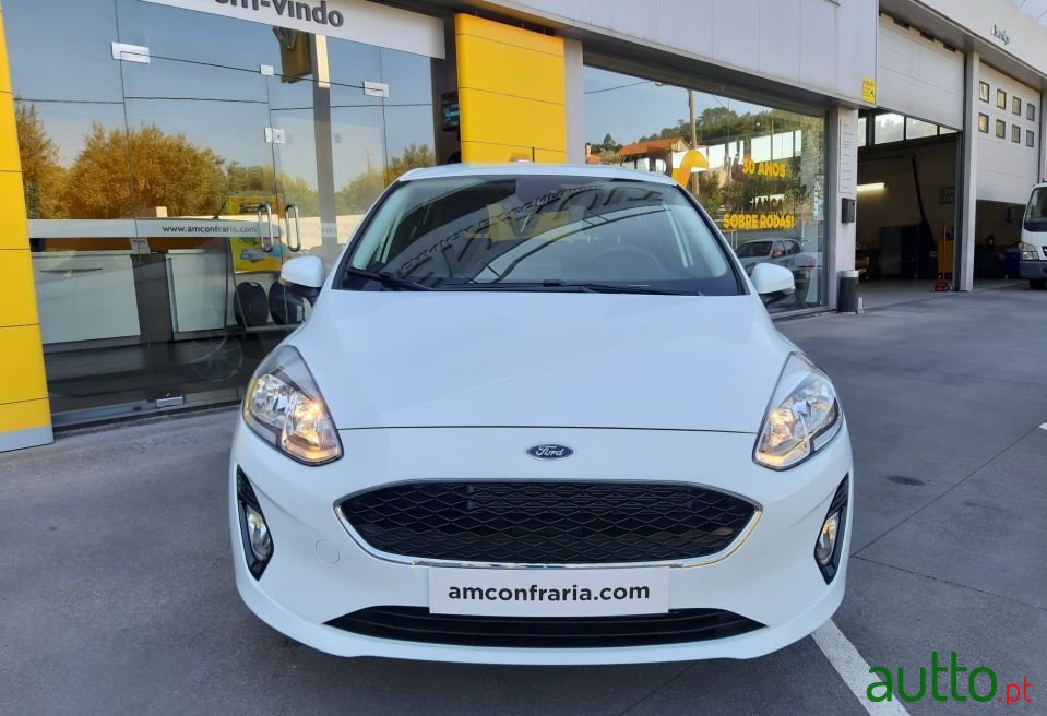 2019' Ford Fiesta photo #2