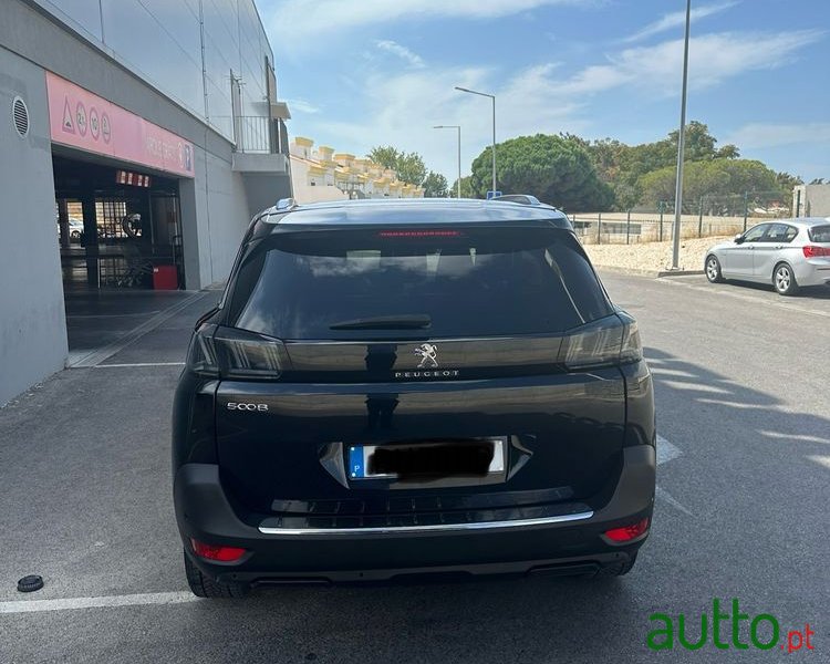 2021' Peugeot 5008 photo #4