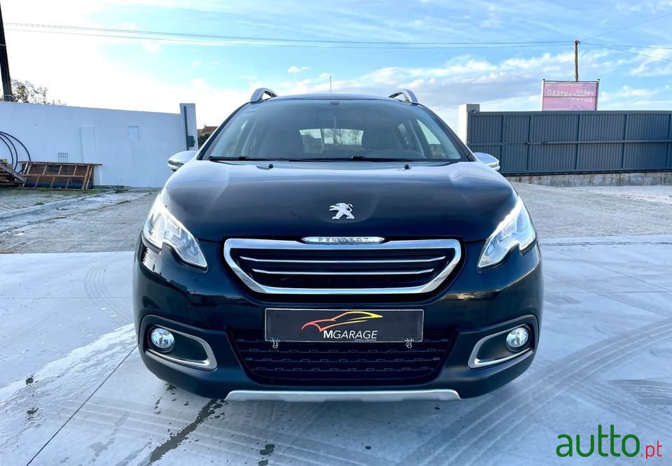 2016' Peugeot 2008 photo #2