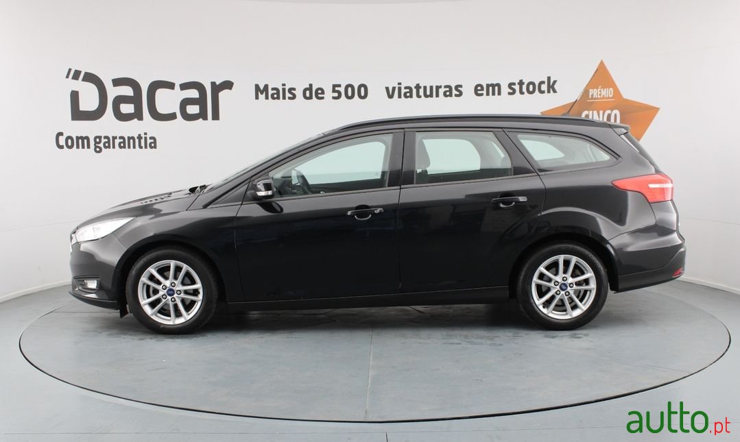 2017' Ford Focus Sw photo #4