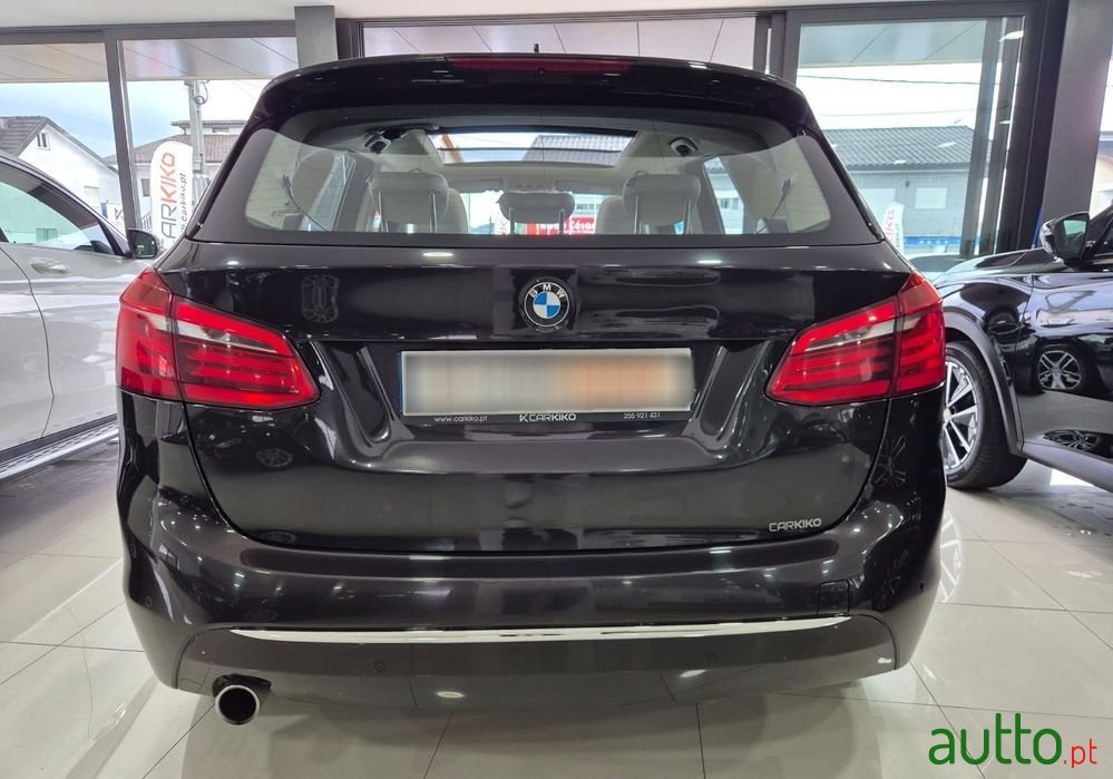 2015' BMW Série 2 D Line Luxury photo #6