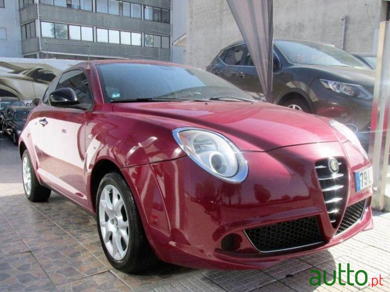 2011' Alfa Romeo MiTo photo #2