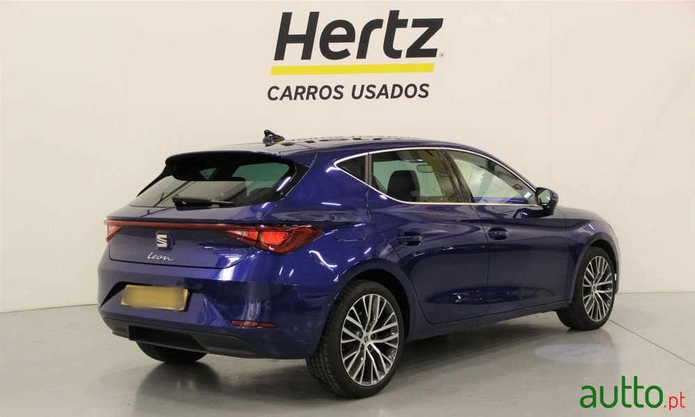 2021' SEAT Leon 1.5 Tsi Xcellence photo #4