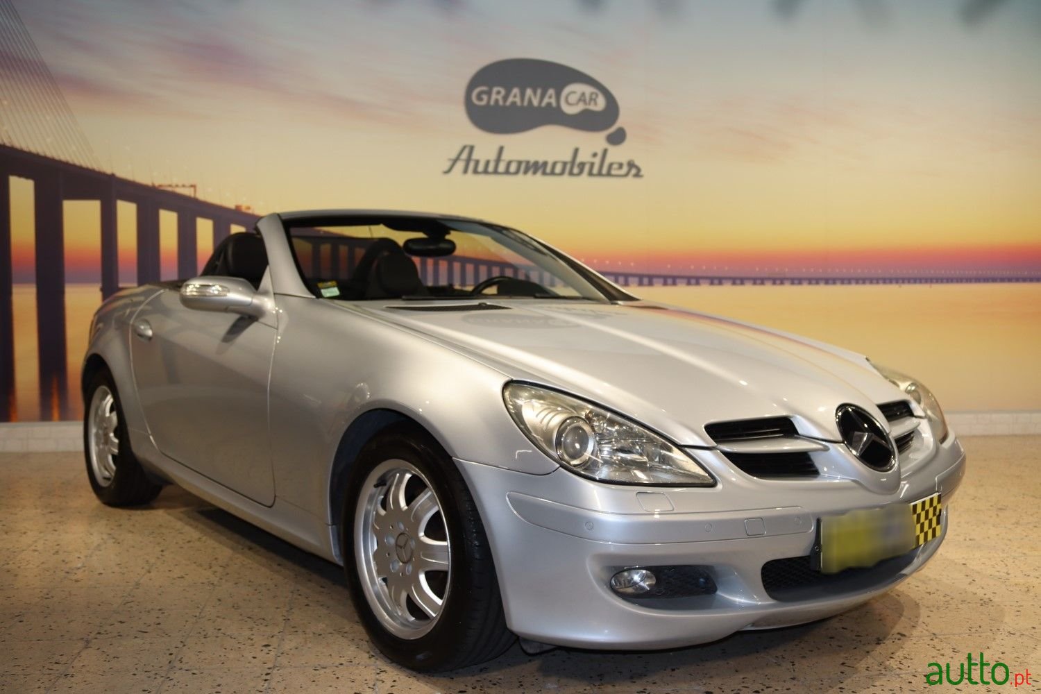 2005' Mercedes-Benz Slk-200 photo #3