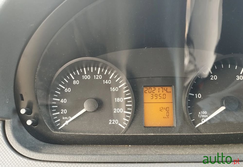 2010' Mercedes-Benz Vito photo #3