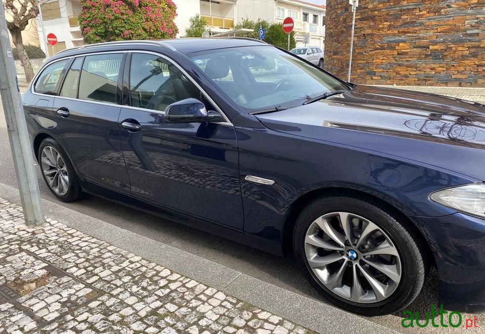 2014' BMW 520 photo #3